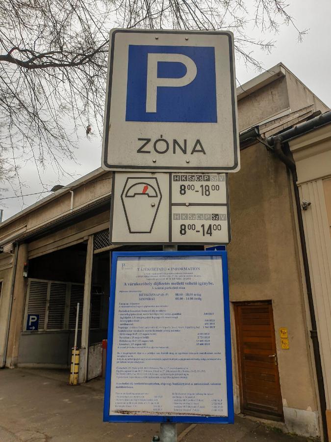 Aweshome City Apartment - 3 Bedrooms And Free Parking Debrecen Exterior foto