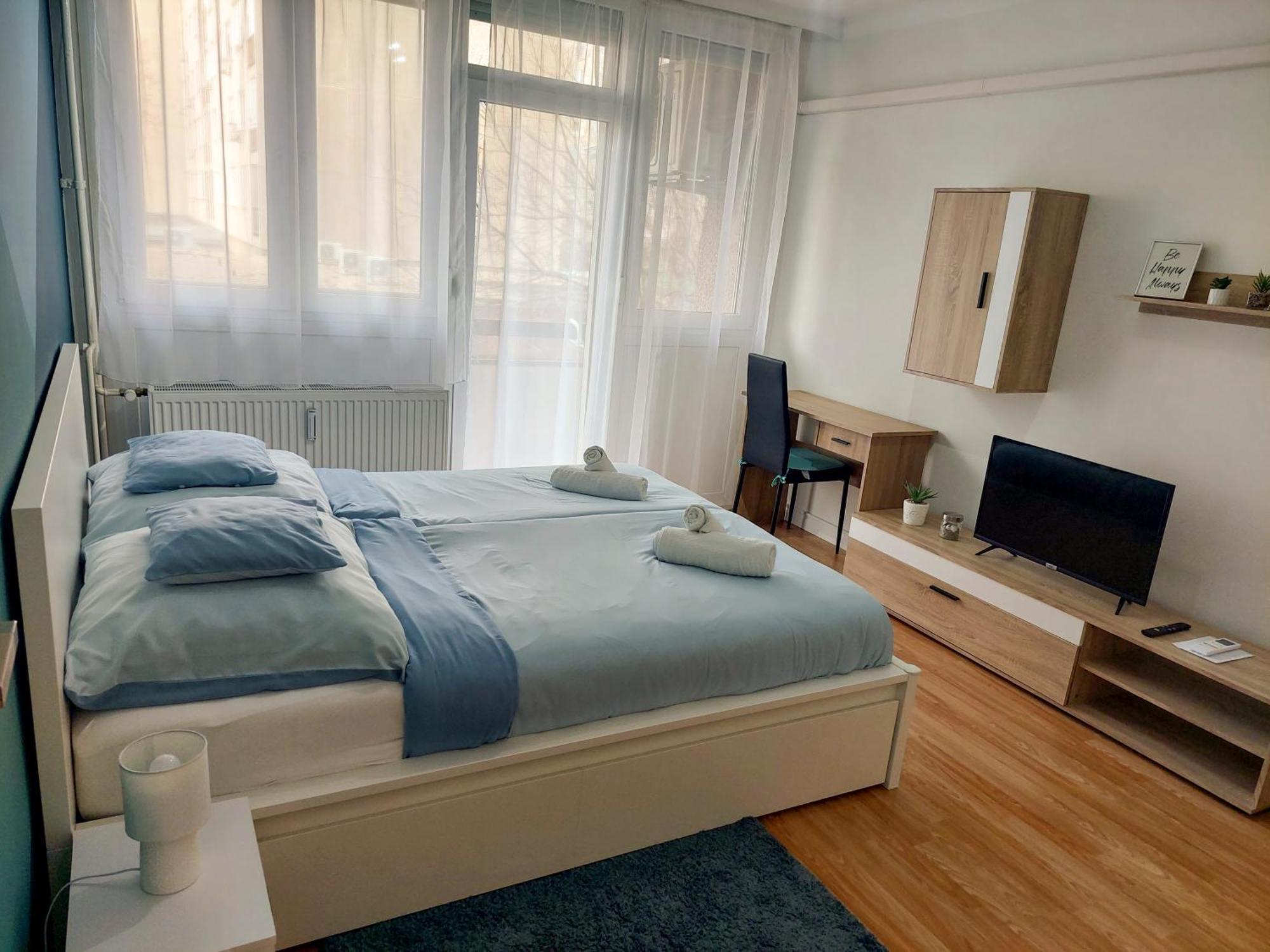 Aweshome City Apartment - 3 Bedrooms And Free Parking Debrecen Exterior foto
